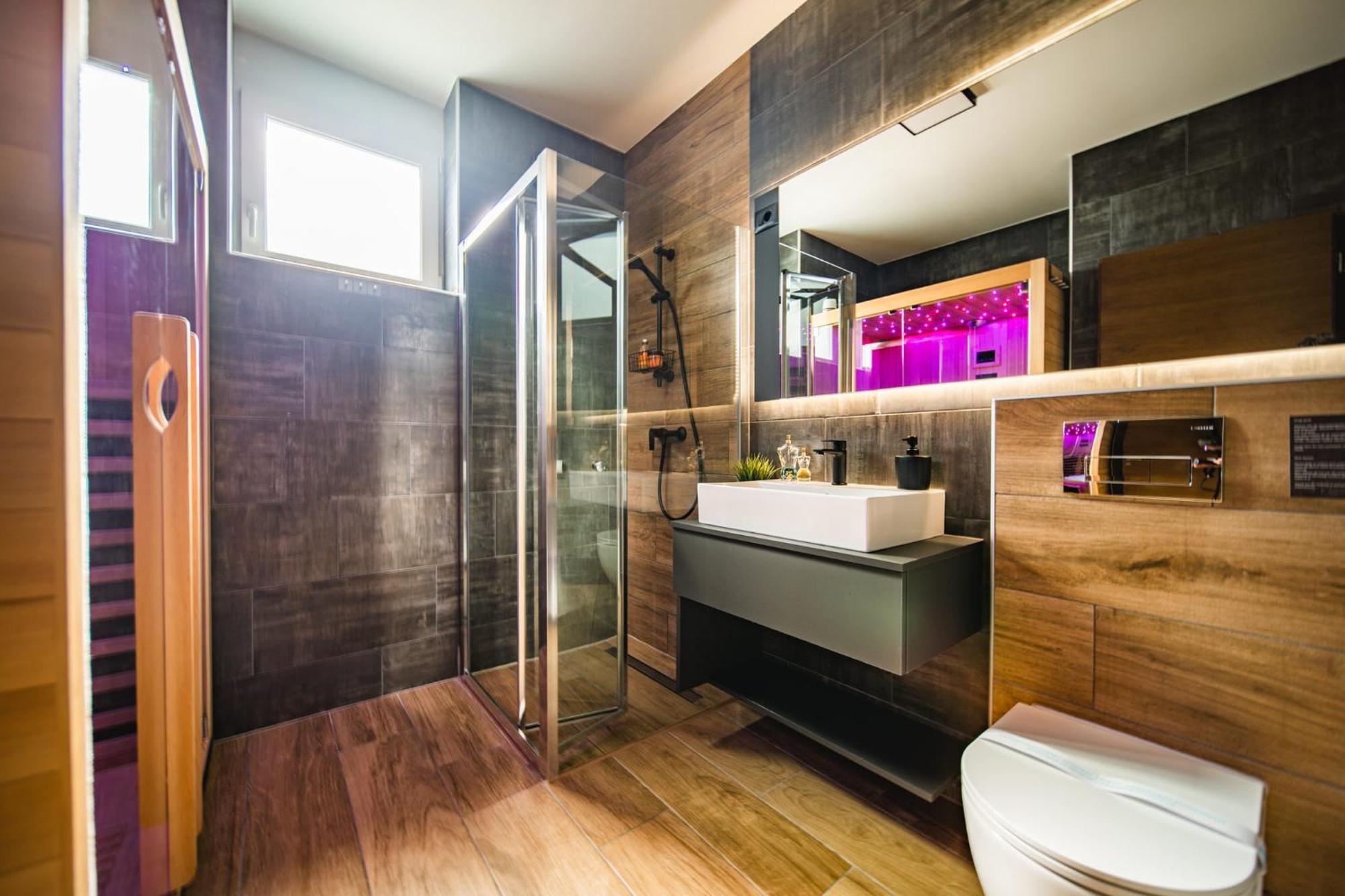 K Relax Place, Varazdinske Toplice, Modern Home With Sauna, Jacuzzi, Wifi Kültér fotó