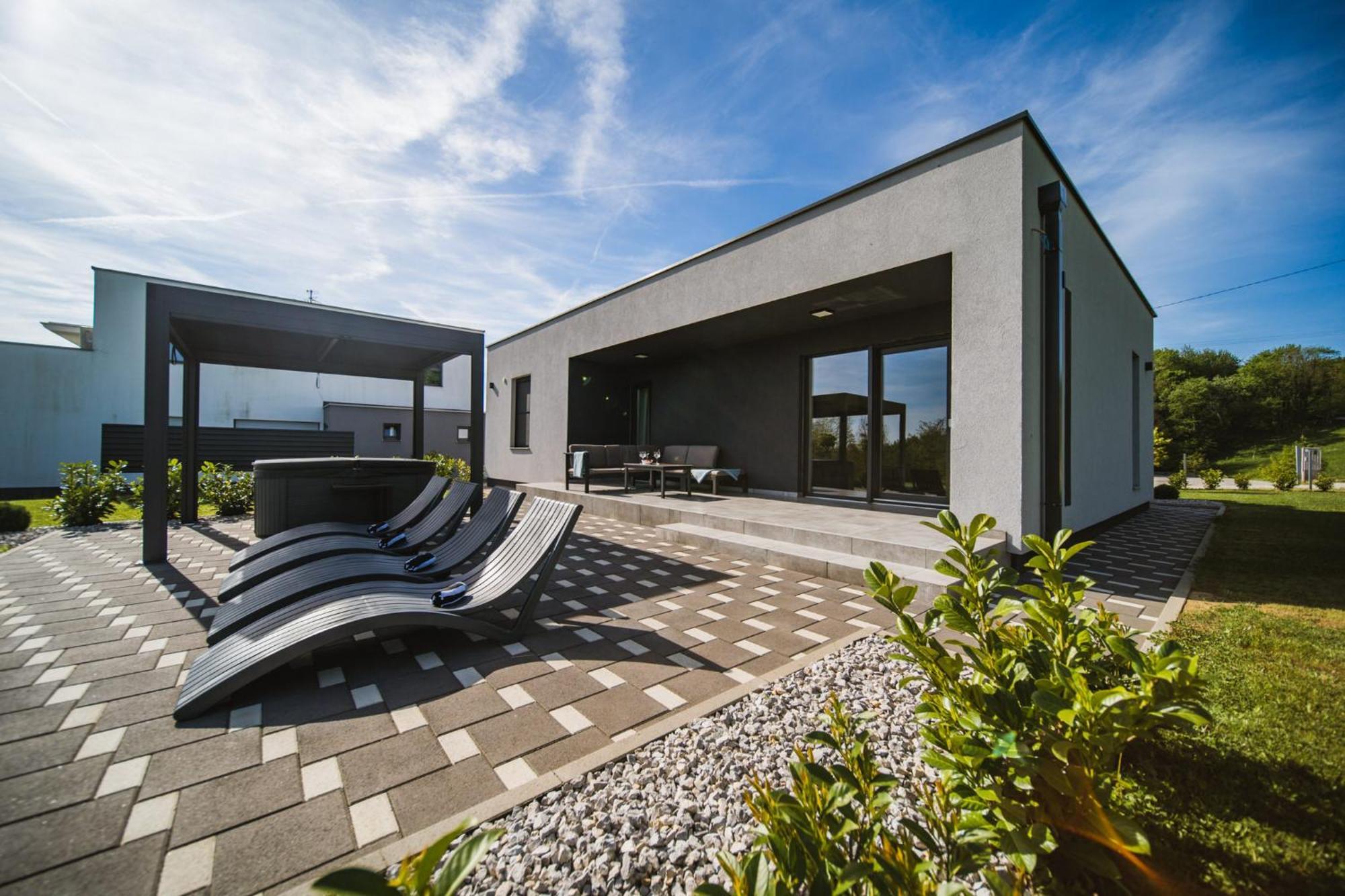 K Relax Place, Varazdinske Toplice, Modern Home With Sauna, Jacuzzi, Wifi Kültér fotó
